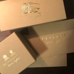 Burberry Jewelry Boxes x 2 + 2 Envelopes